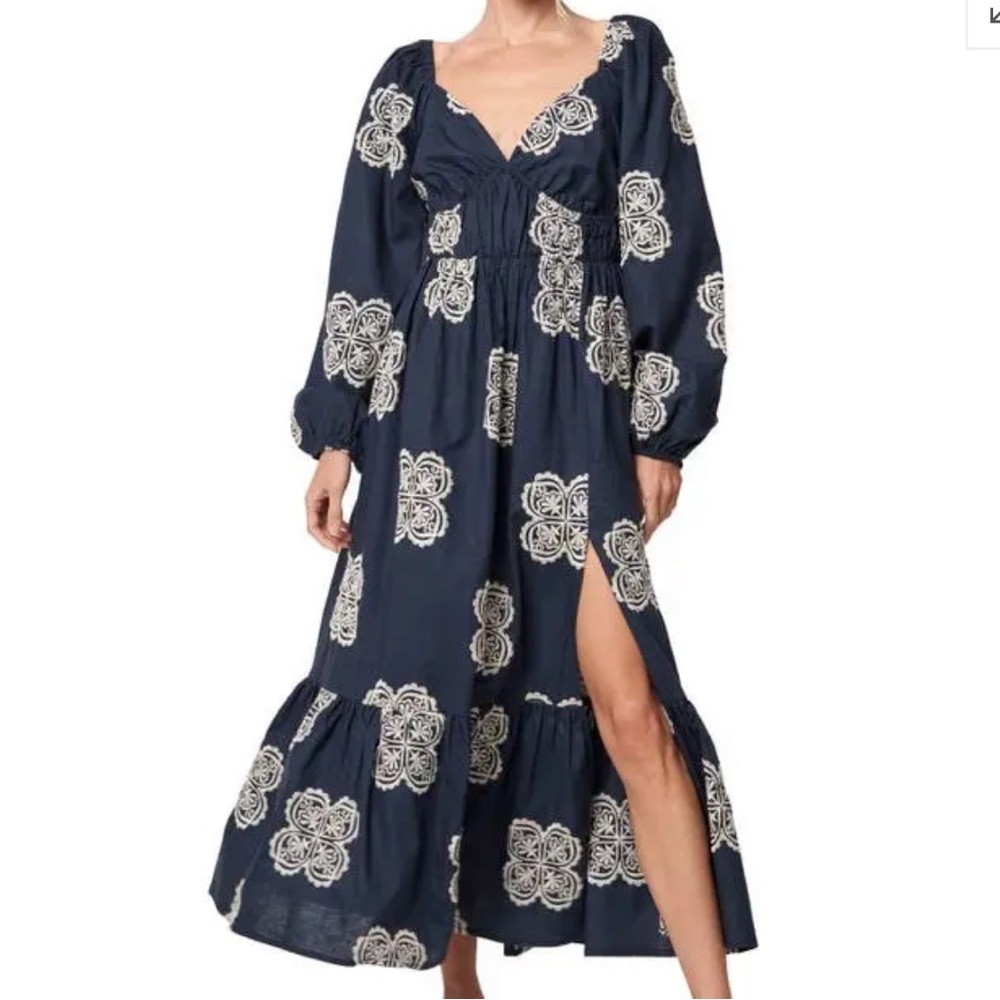 CIEBON Sebita Medallion Embroidered Dress